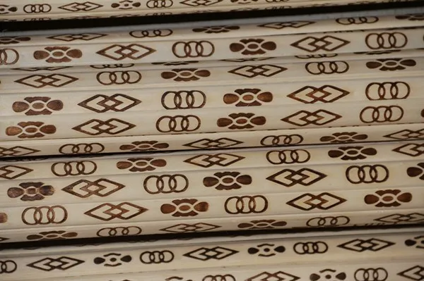 Recon white wood embossed wood strip