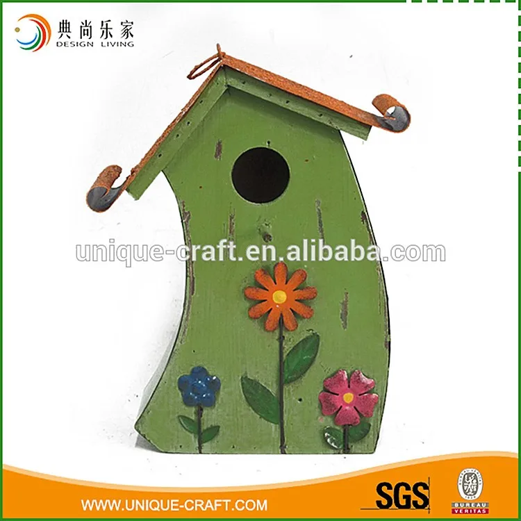 2017 garden decorative painted wooden bird house with solar light