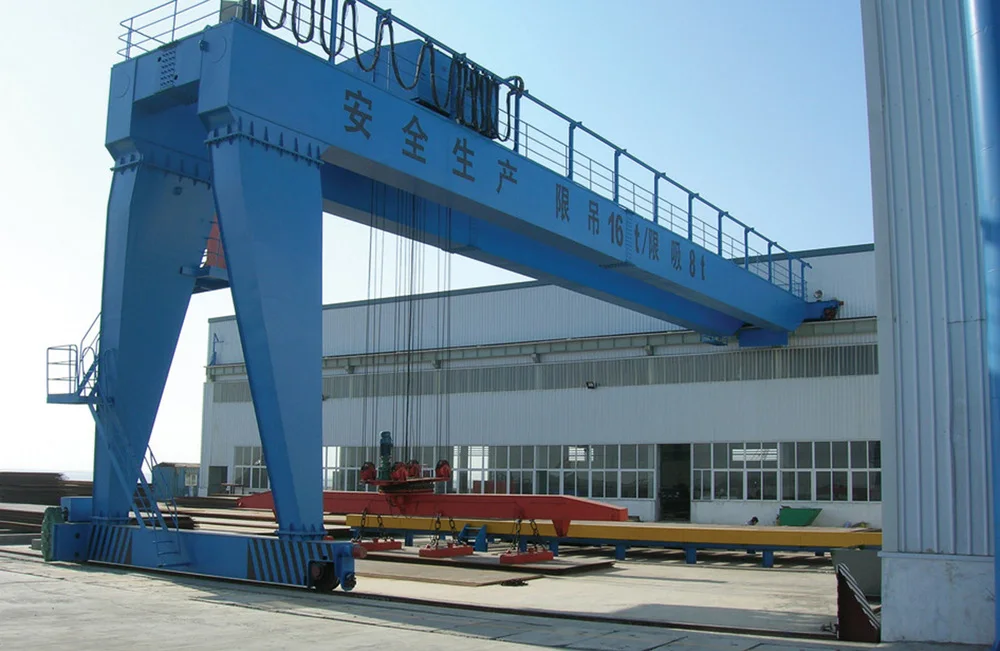 700 ton crane heavy duty port type shipbuilding gantry crane