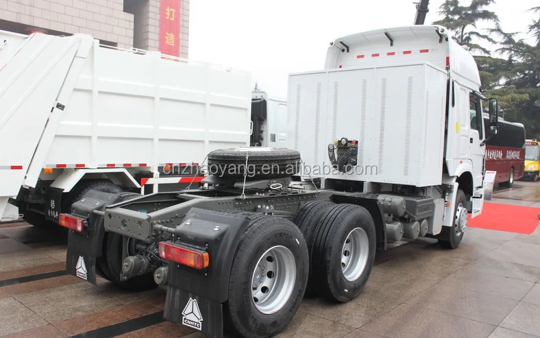 HOWO Tractor (10).png