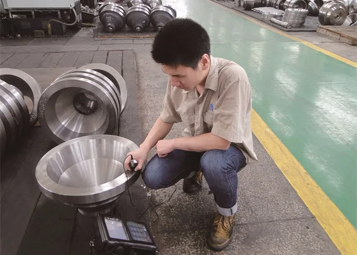 Full-automatic Continuous Peeler Centrifuge with 501-1000l/h Capacity 4000 RPM and PLC Control
