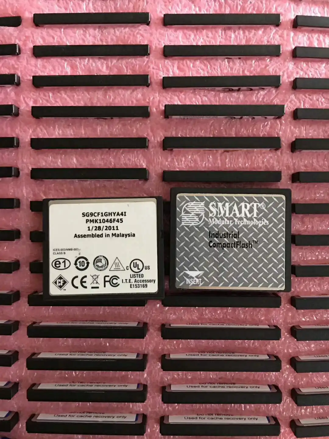 Industrial CompactFlash  CF Card 1GB,4GB  in stock