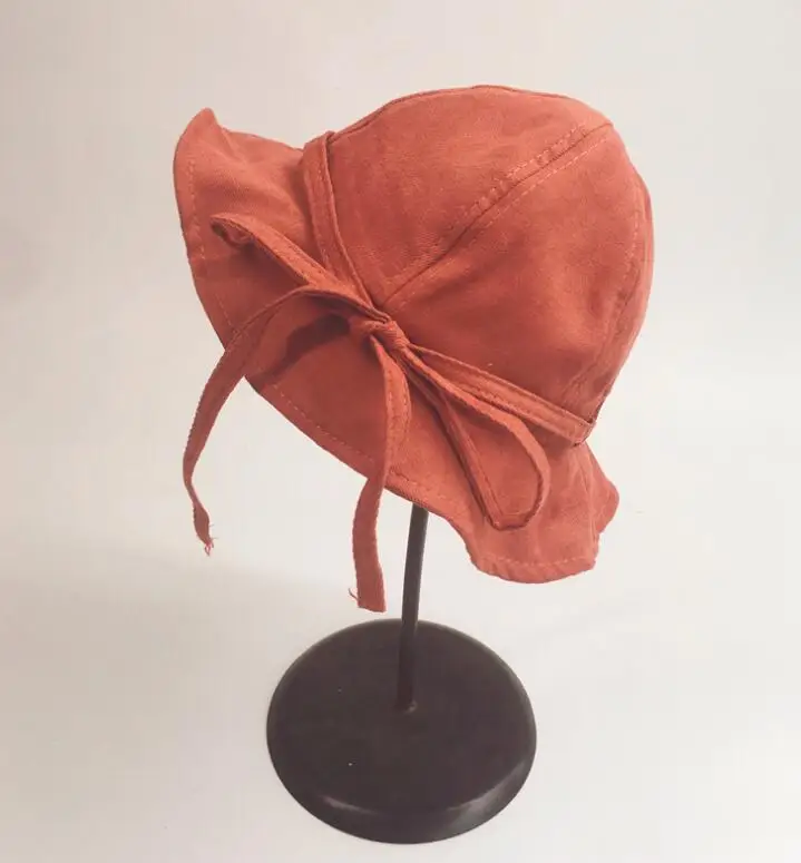 夏季用的桶帽穿着老式时尚鱼桶帽子与弓