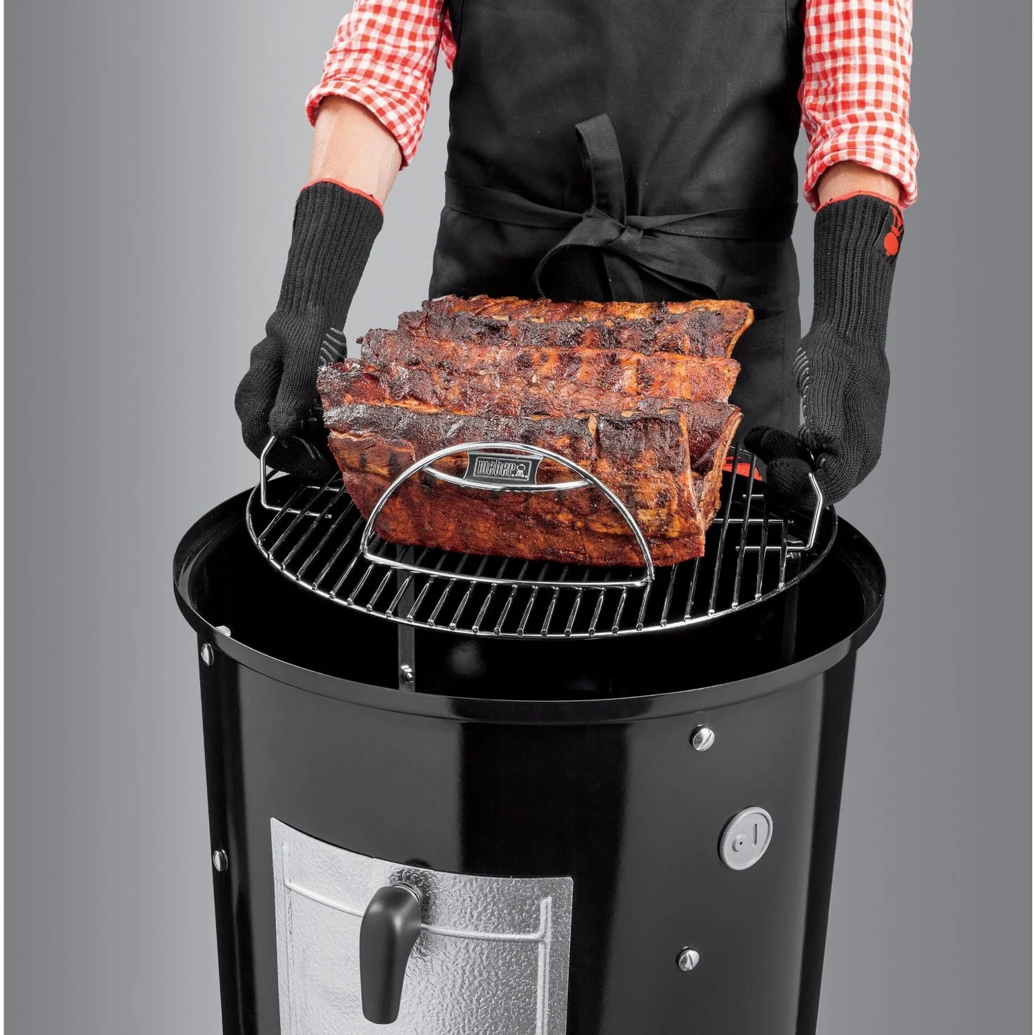 Weber mountain. Коптильня Weber smokey Mountain Cooker 47 см черный. Угольный гриль коптильня Weber smokey. Угольный гриль коптильня Вебер. Гриль Weber smokey Mountain.