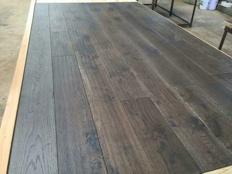 Dark Burned Look Hand Scraped Oak Hardwood Flooring 5 X 3 4 Buy Hand Scraped Oak Flooring Hand Scraped Oak Hardwood Flooring Dark Oak Hardwood Flooring Product On Alibaba Com
