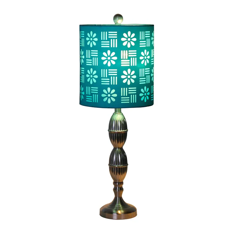 Metal table lamp/Brushed Nickel metal light/Decorative Table Lamp For Home Hotel with green plastic flower shade