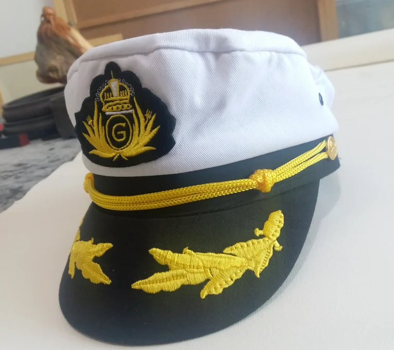 Akuma-0038 Oem Odm Embroidery Flat Top 