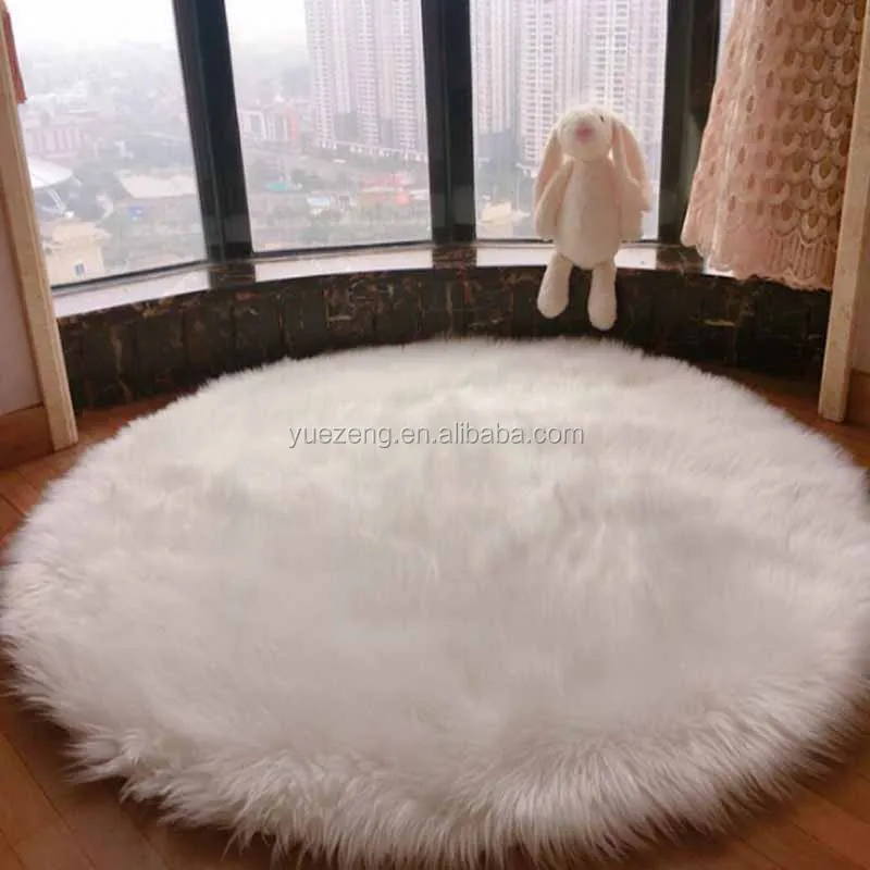 faux fur cushion (4)