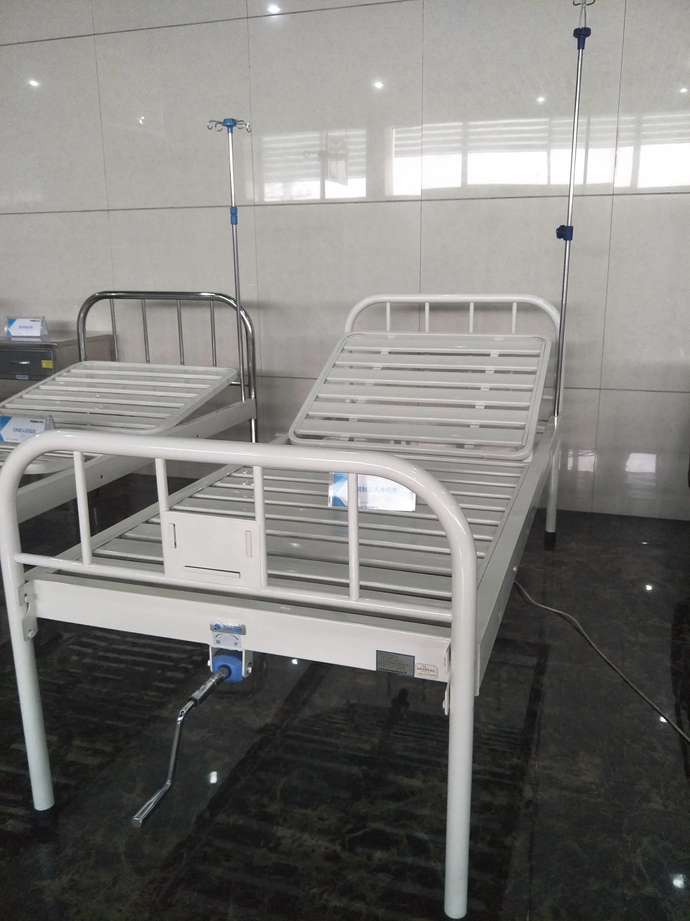 manual single crank hospital bed with best price