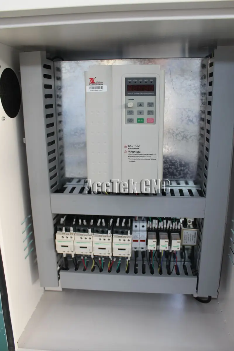 China 3 heads high accuracy wood router for engraving cutting  AKM1325-3