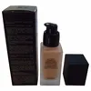 Six Colours All Day Luminous Weightless Foundation