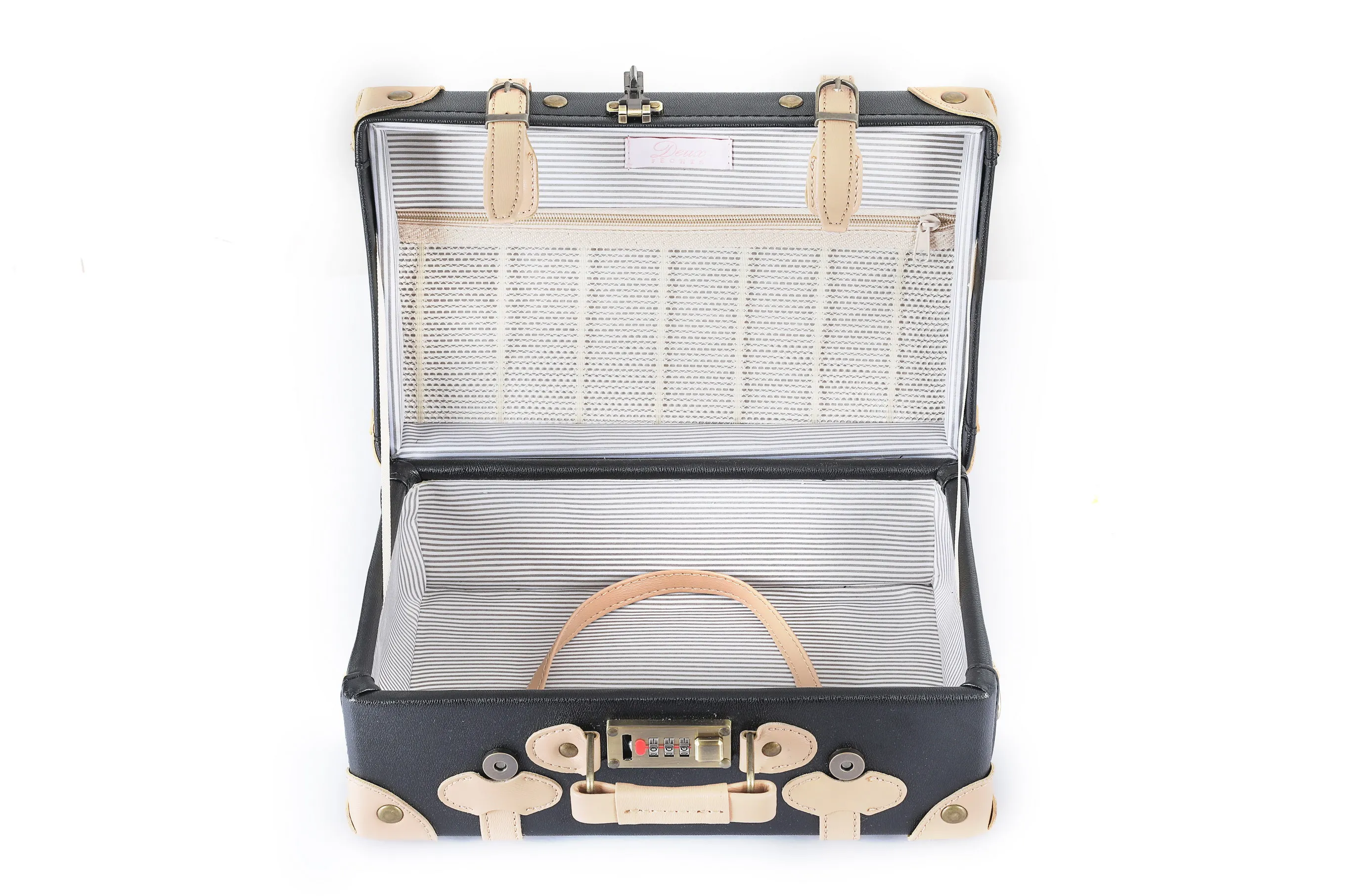 Vintage luggage (9).jpg