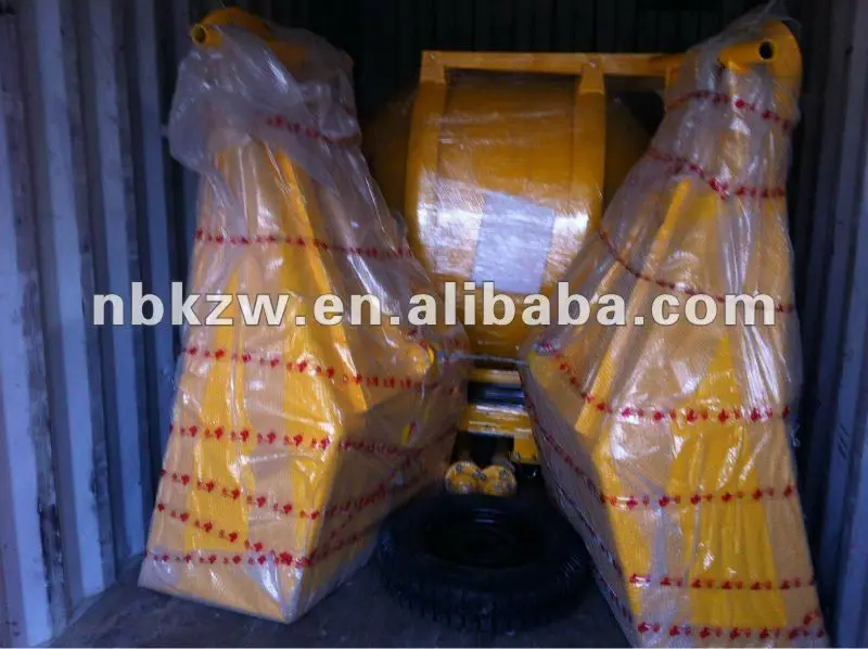 Well Balanced Two Wheels Large Capacity JZC - 350EH Electric self loading concrete mixer