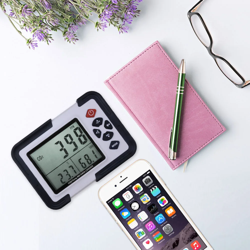 HT-2000 Digital Carbon Dioxide Detector CO2 Analyzer Air Quality Detector Temperature and Humidity meter