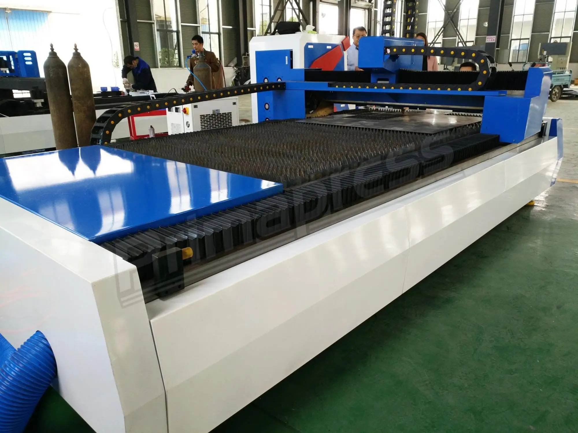 Fiber Laser Cutting Machine 1kw Fiber Laser Cutter 1325mm Price Buy