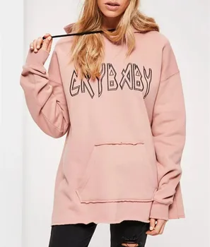 pink sweatshirt outfits