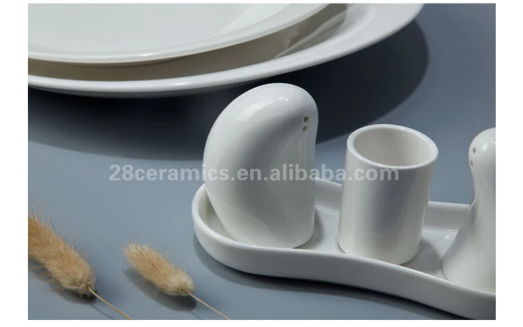 Factory unique ceramic ware white china porcelain dinnerware set