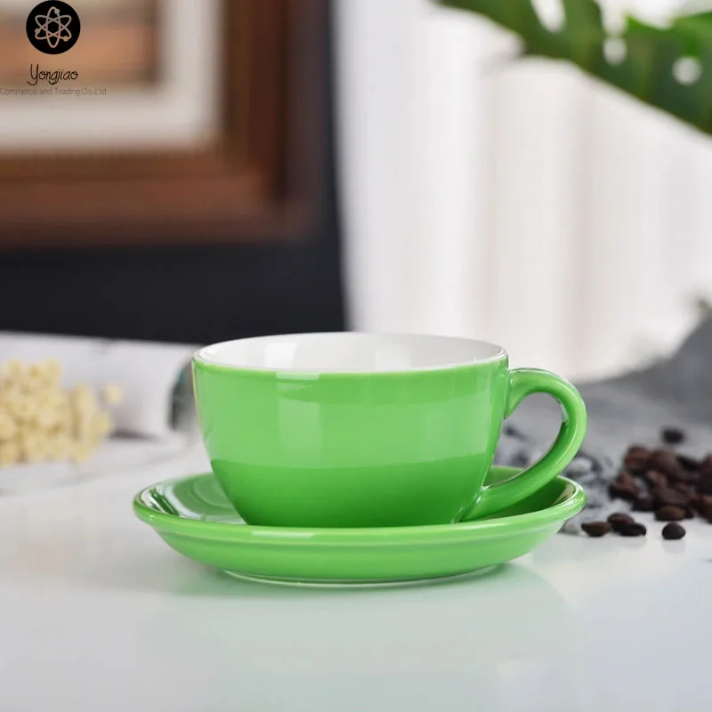 POIGN&Eacute;E Forme et Type De Tasse &agrave; boire En C&eacute;ramique Cafeti&egrave;re et 2 Tasses