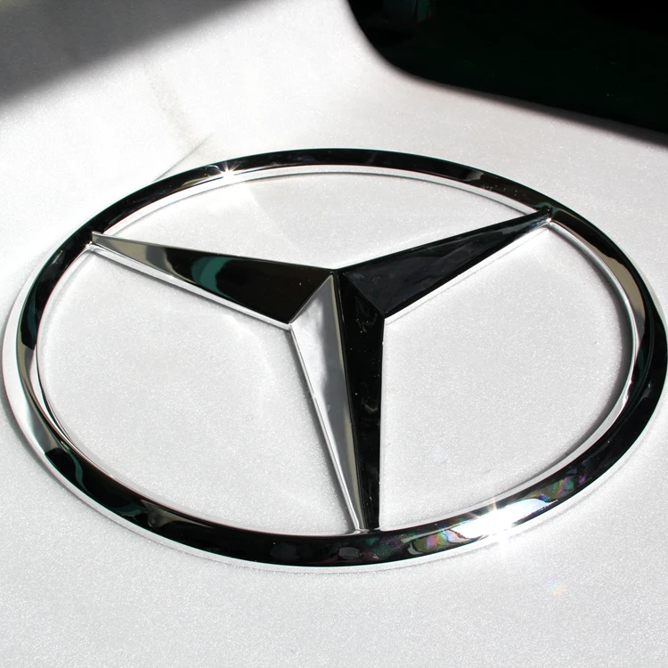 Машина три треугольника. Значки автомобилей. Треугольный значок автомобиля. Логотип машины треугольник. Значки автомобилей кружок.