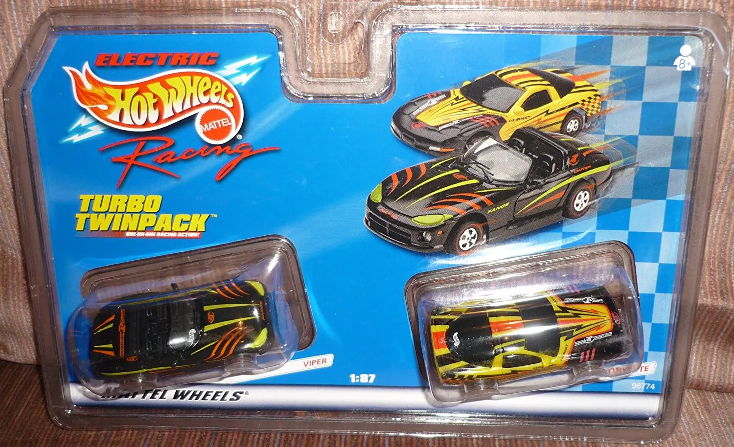 hot wheels ultimate garage with shark attack