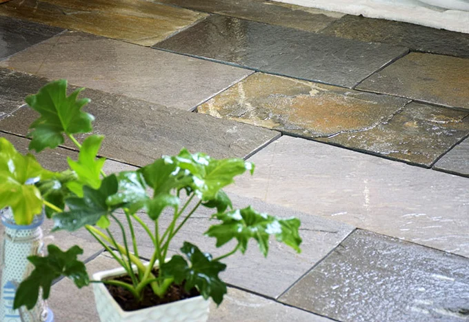 Natural Quartz Stone Paving and Flooring Tiles Stone Paver