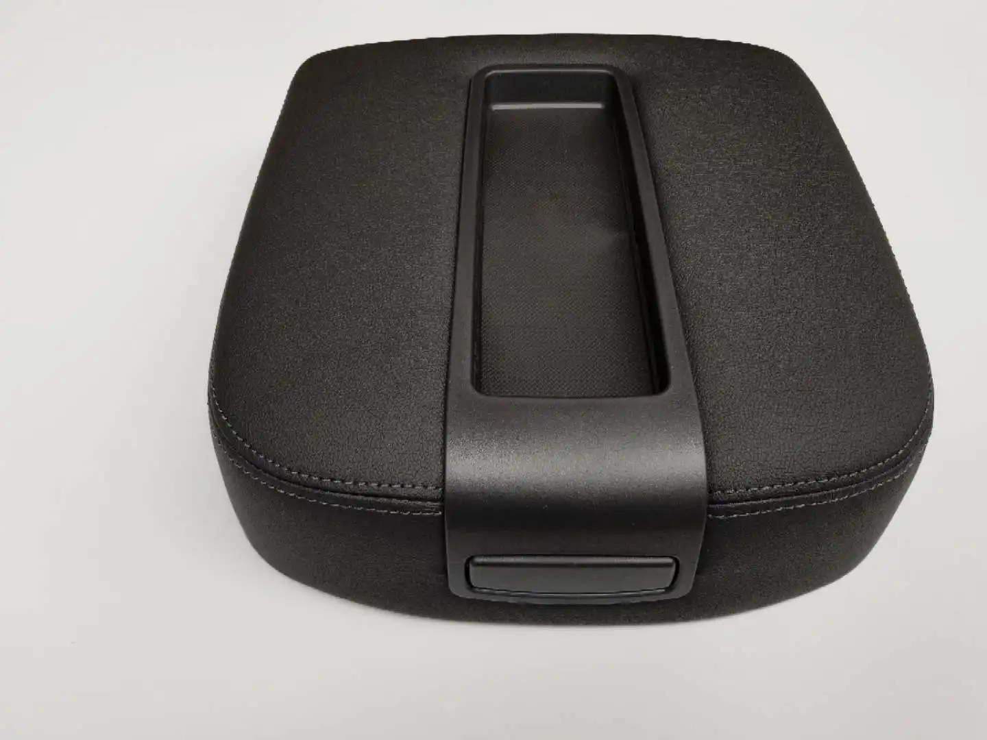 Front Center Console Armrest Cover For 20072013 Chevy Avalanche