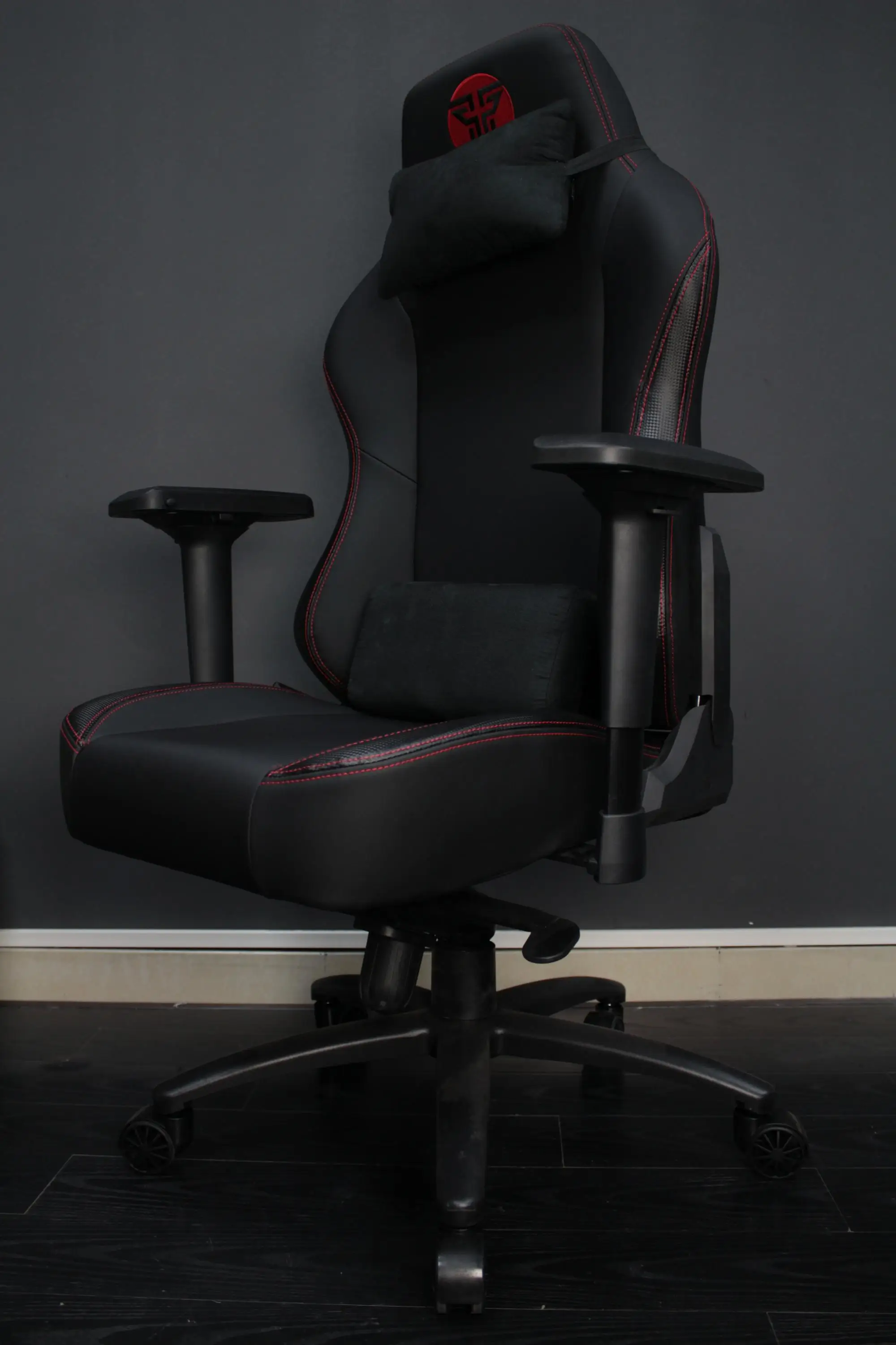 Fantech GC-183 Ergonomic Stability & Safety Gaming Chair6