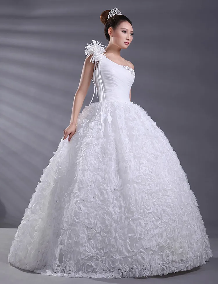 gown design white