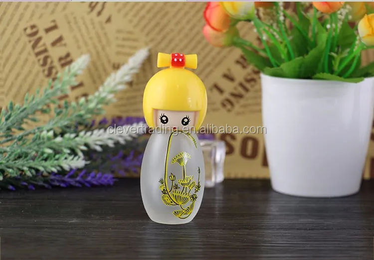 20ml Cute And Frosted Japanese Doll Shape Glass Perfume Spray Bottle