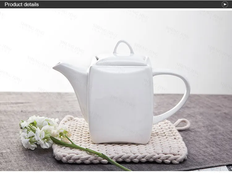 Personalized Design Teapot 775ml White Custom Coffee Pot For Cafe/ Restaurant/ Hotel