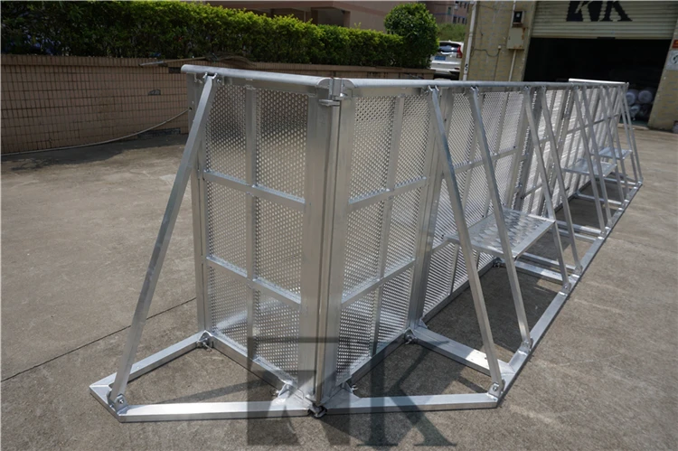 crowd barrier (5)