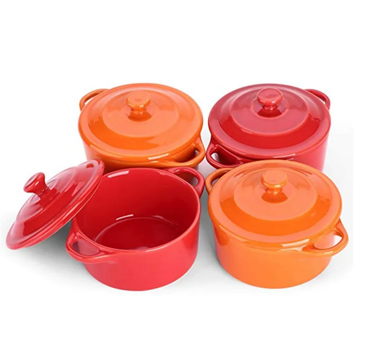 Chinese embossed logo small round shape ceramic hot pot casserole set for microwave