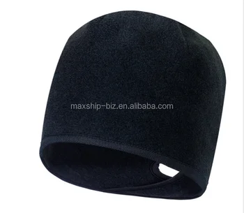 fleece hat with ponytail hole