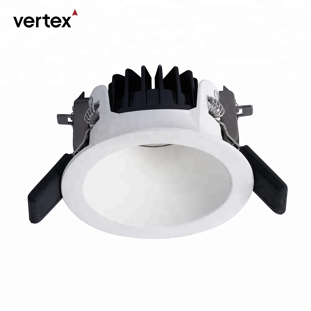 Easy Installation IP44 Fire Rated LED Downlight 230v With Vertex Patent Protection Smart Spring