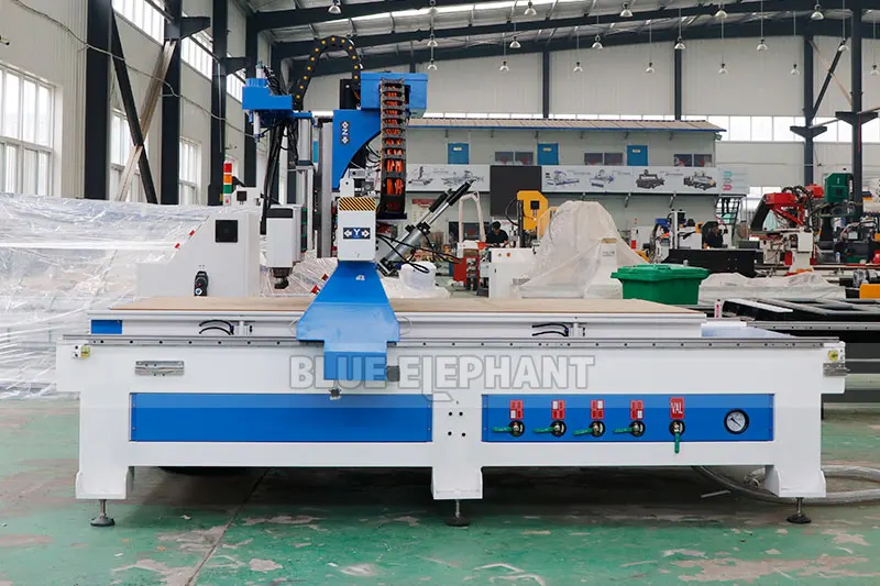 China manufacturer supply 1325 Multi-head cnc router for engraving Acrylic font