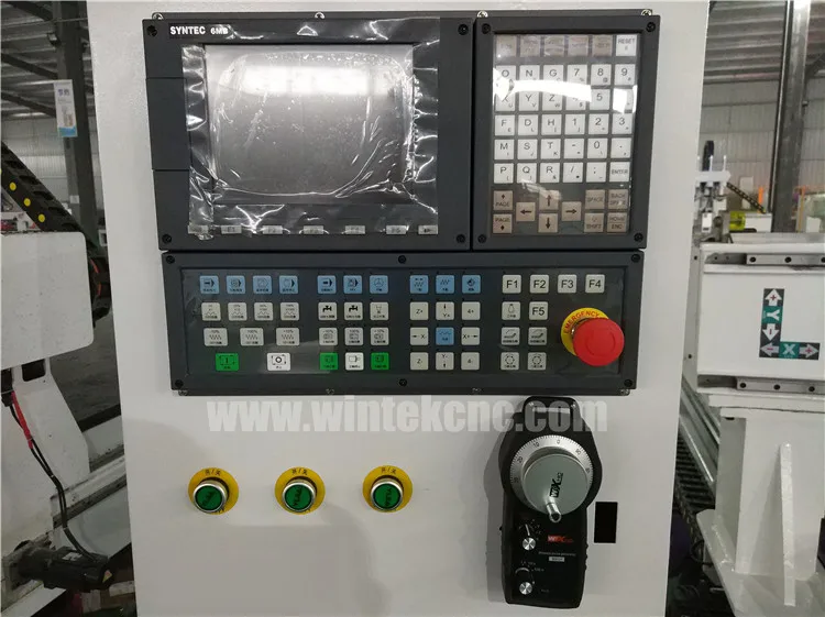 syntec controlling system for italy hsd spindle automatic tool change atc cnc wood router.jpg