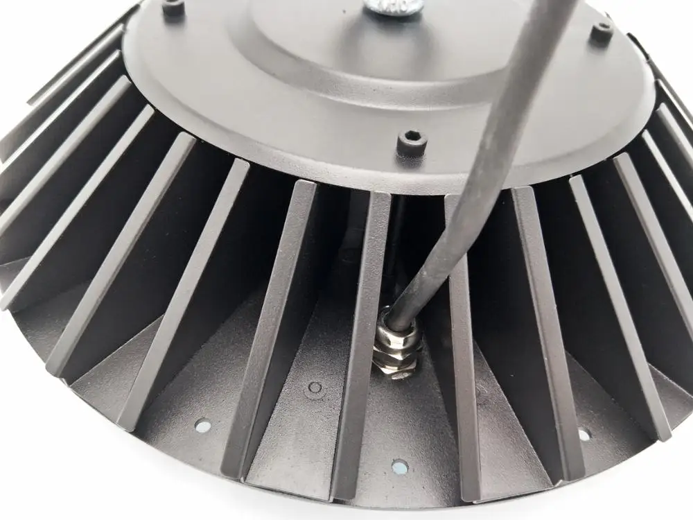 200W-8.jpg