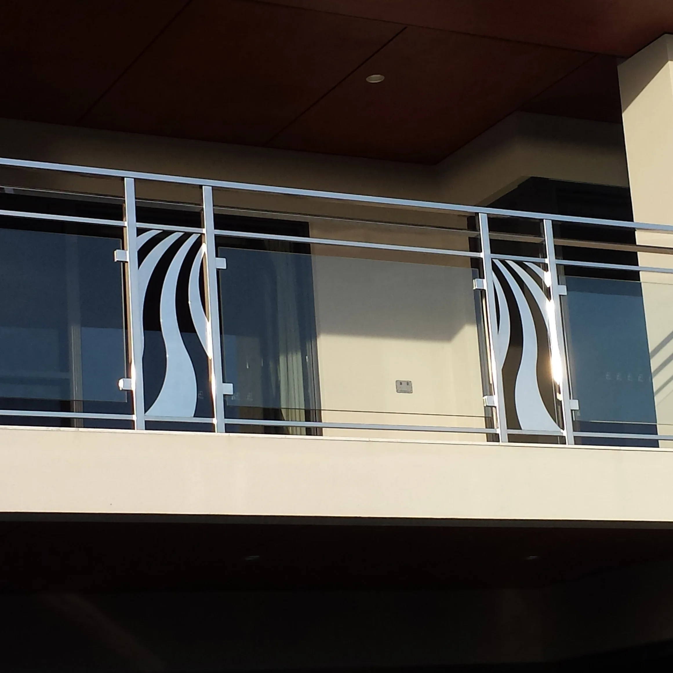 Design Glass Mount System Square Pipe Stainless Steel Railing Balcony