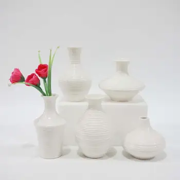 Cheap Wholesales Japanese Style Tabletop Decor Cheap Ceramic Vases