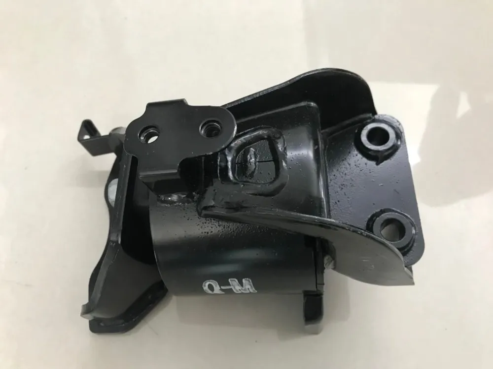 Auto Parts 218300b700 Engine Mount For Hyundai Getz 1.4l 1.6l 06
