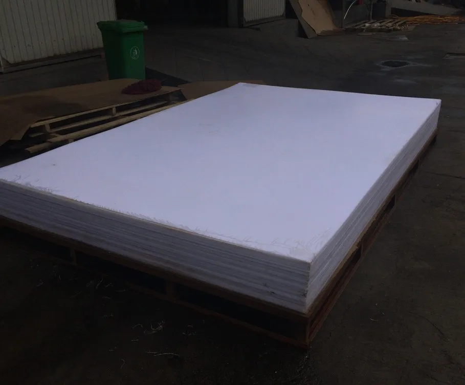 clear polystyrene sheet