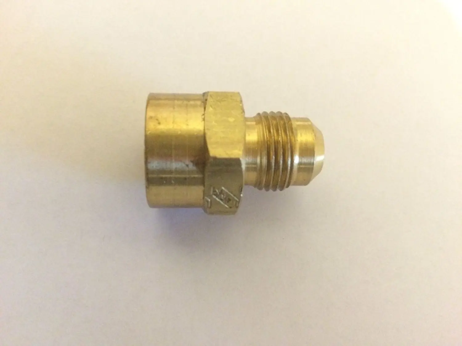 BRASS PROPANE COMPRESSION COUPLING 1/2 " FLARE X 1/2 " NPT Other