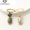 New Style Charming Novelty Golden Color Metal Pineapple Key Chains High Quality Pineapple Shaped Metal Fruit Key Rings