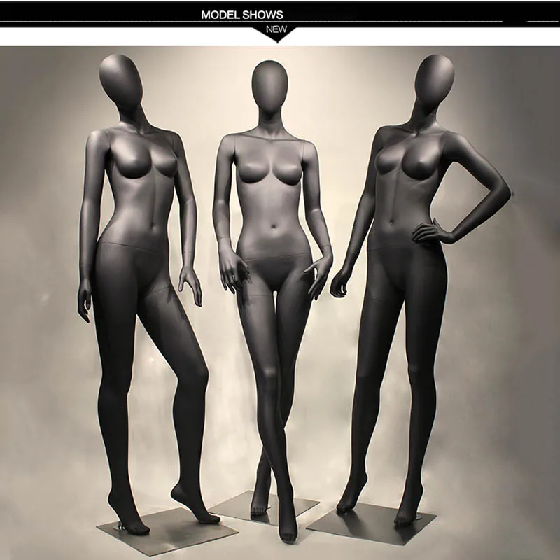 Matt black mannequin 5.jpg