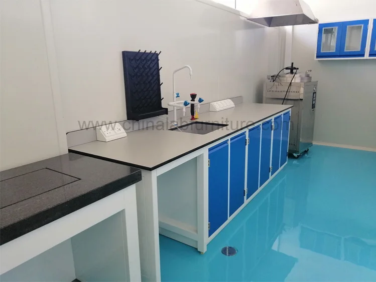 Lab workbench-8.jpg