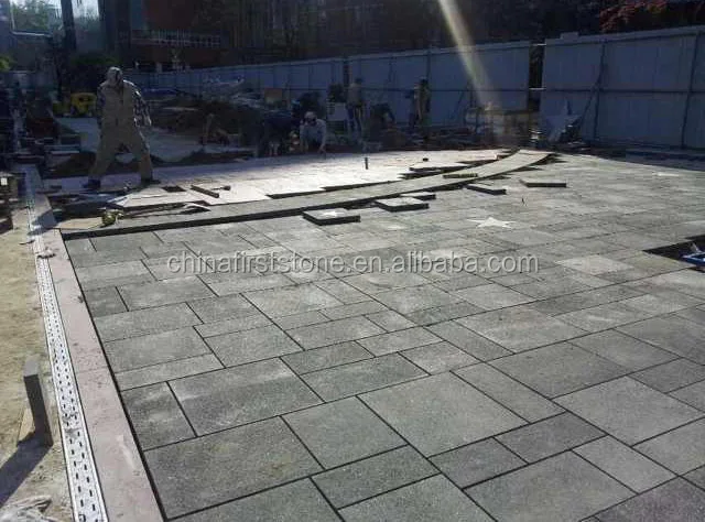 2.5CM 3CM Light Pavers Grey Paving Granite First Stone French Pattern Paper Natural Outdoor Traditional 3 Years Flamed
