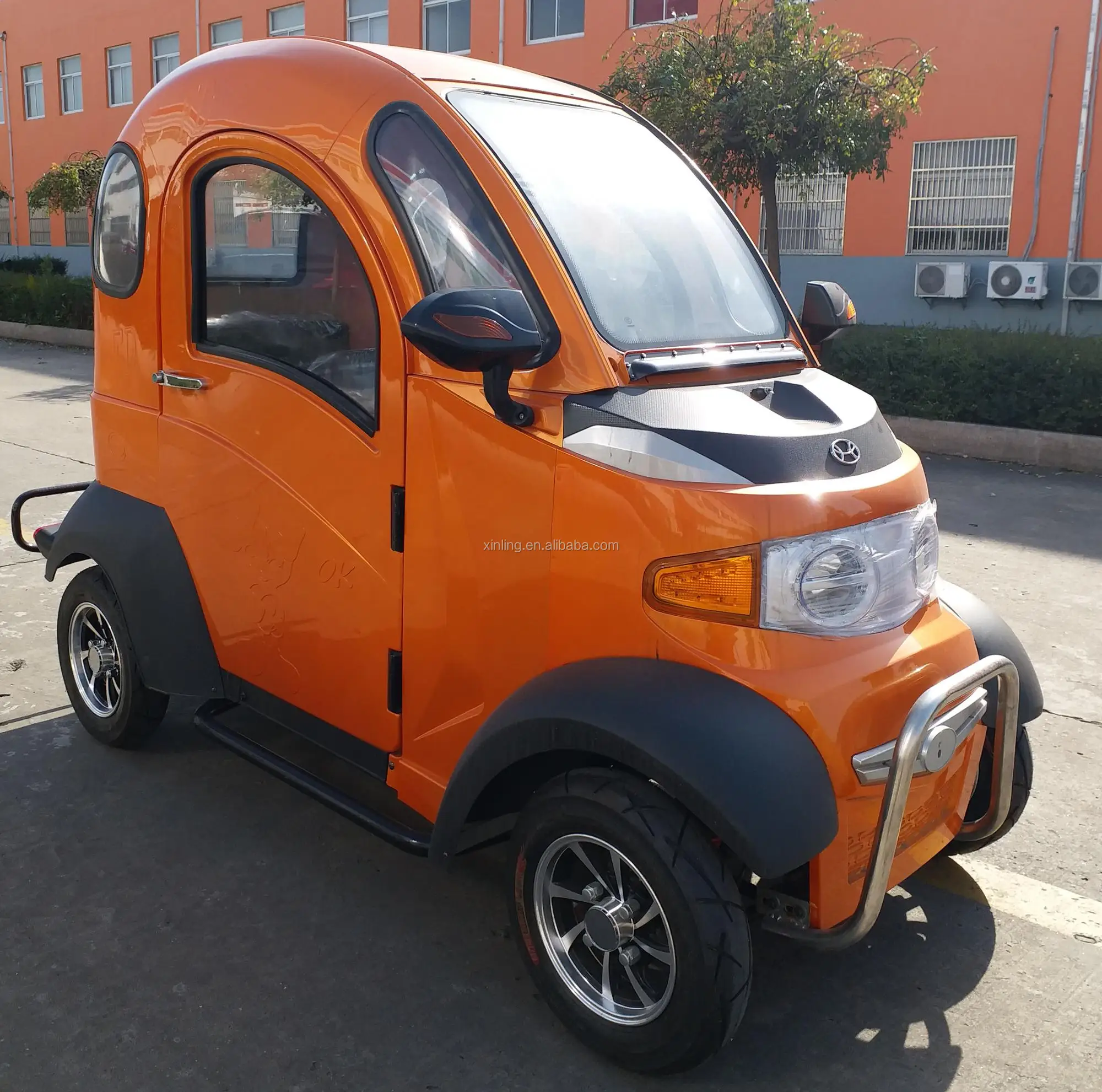 2018 60v1000w New Model Electric Cabin Four Wheel Enclosed Mobility