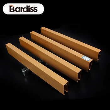 U Shaped Wood Grain Aluminium Square Pipe Ceilings New Faux Wooden