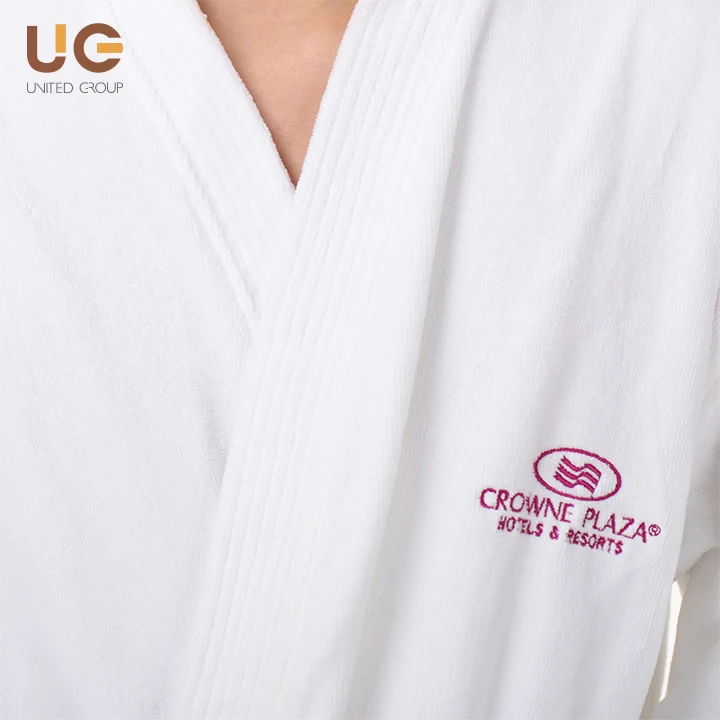 BATHROBE05-2