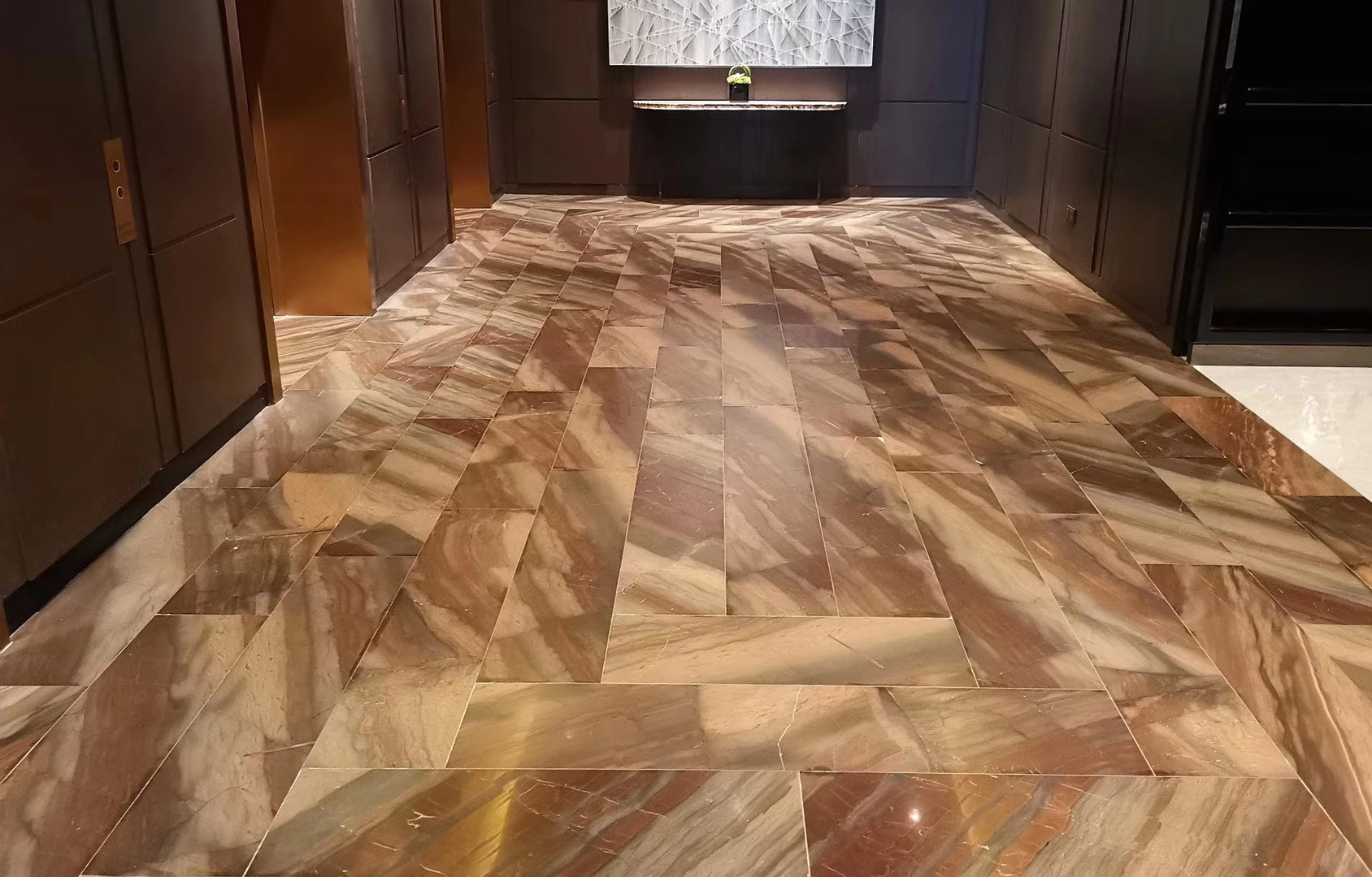 厂家直供优雅棕色石英岩地砖